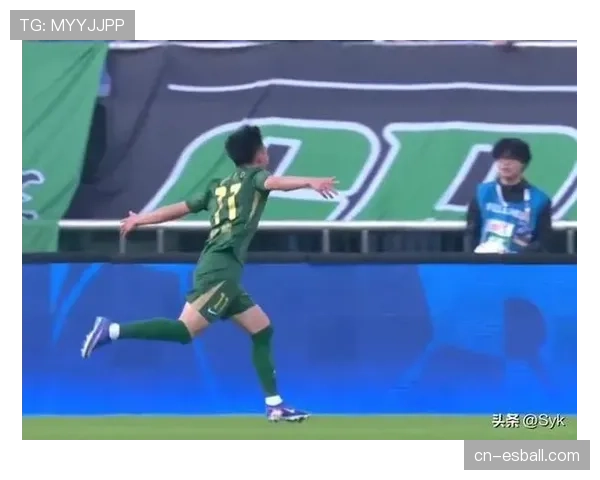 刘浩帆转身回防速度偏慢 浙江队中卫成三球失球背景板